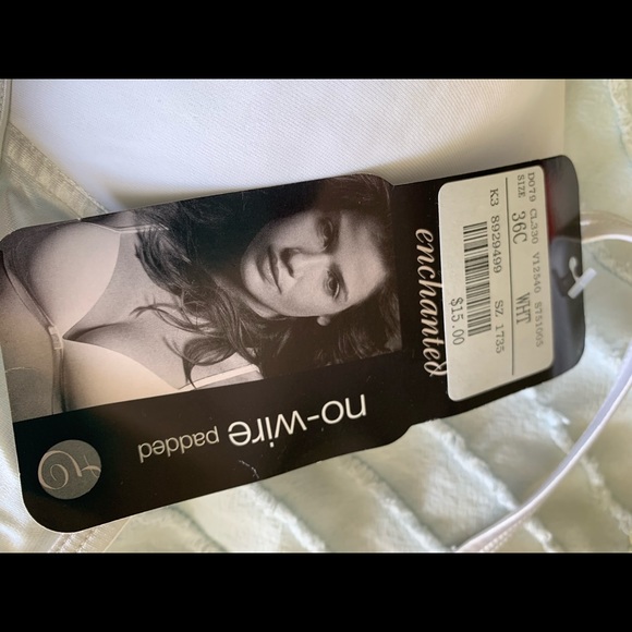 2 Identical NWT WHITE NoWire padded bras 36C - Picture 2 of 2